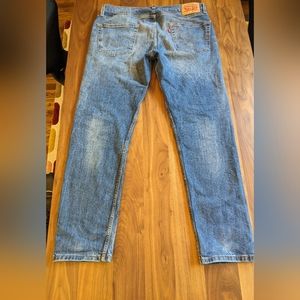 Men's 502 Levi's jeans size 34/32